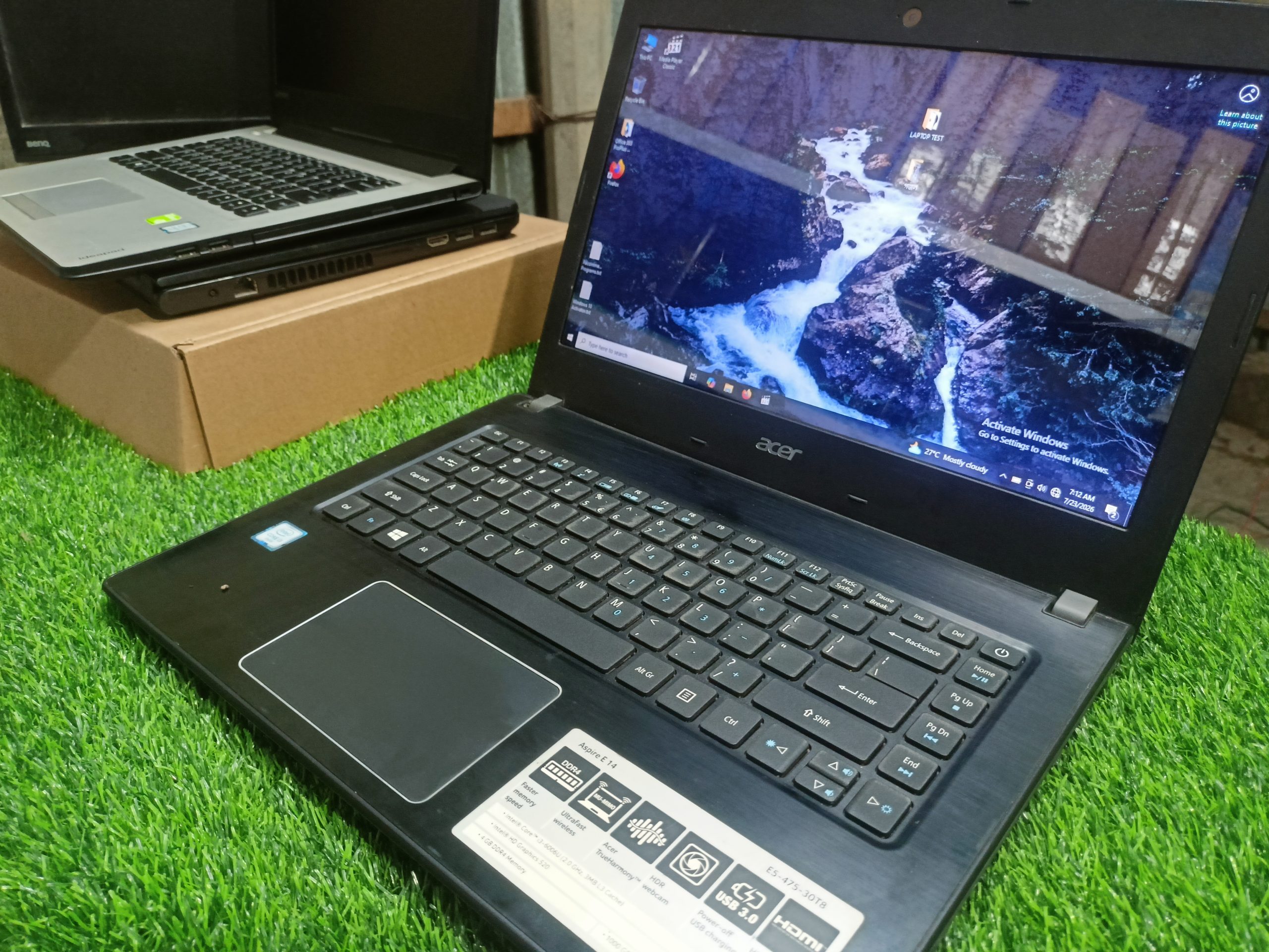 Acer Aspire Core i3 6th Gen RAM 8GB HDD 500GB