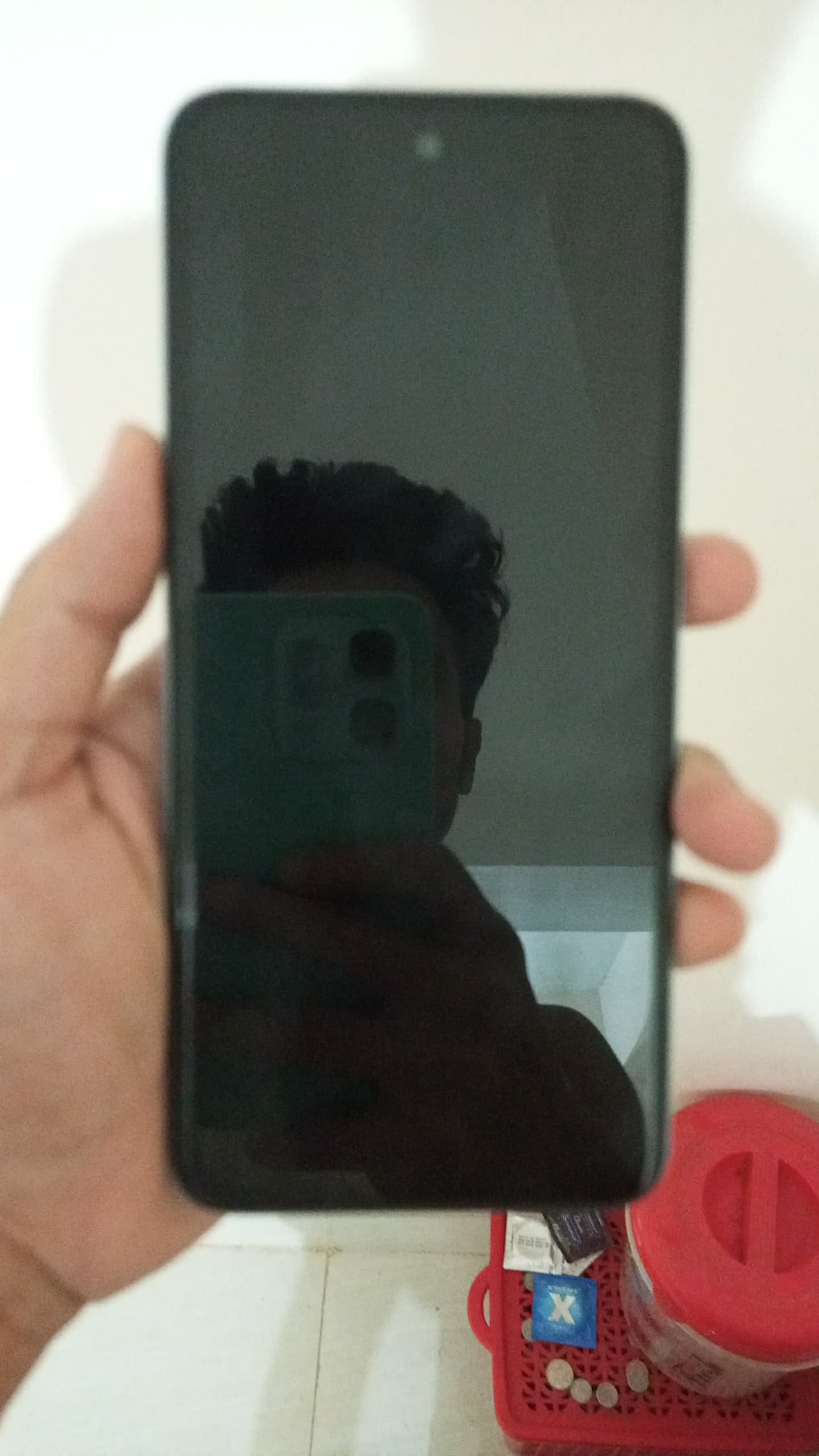 helio-40 ,ram-8,rom-128,3 mas used.full frsesh condition