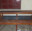 কাঠের স্কুল বেঞ্চ নতুনের মতো