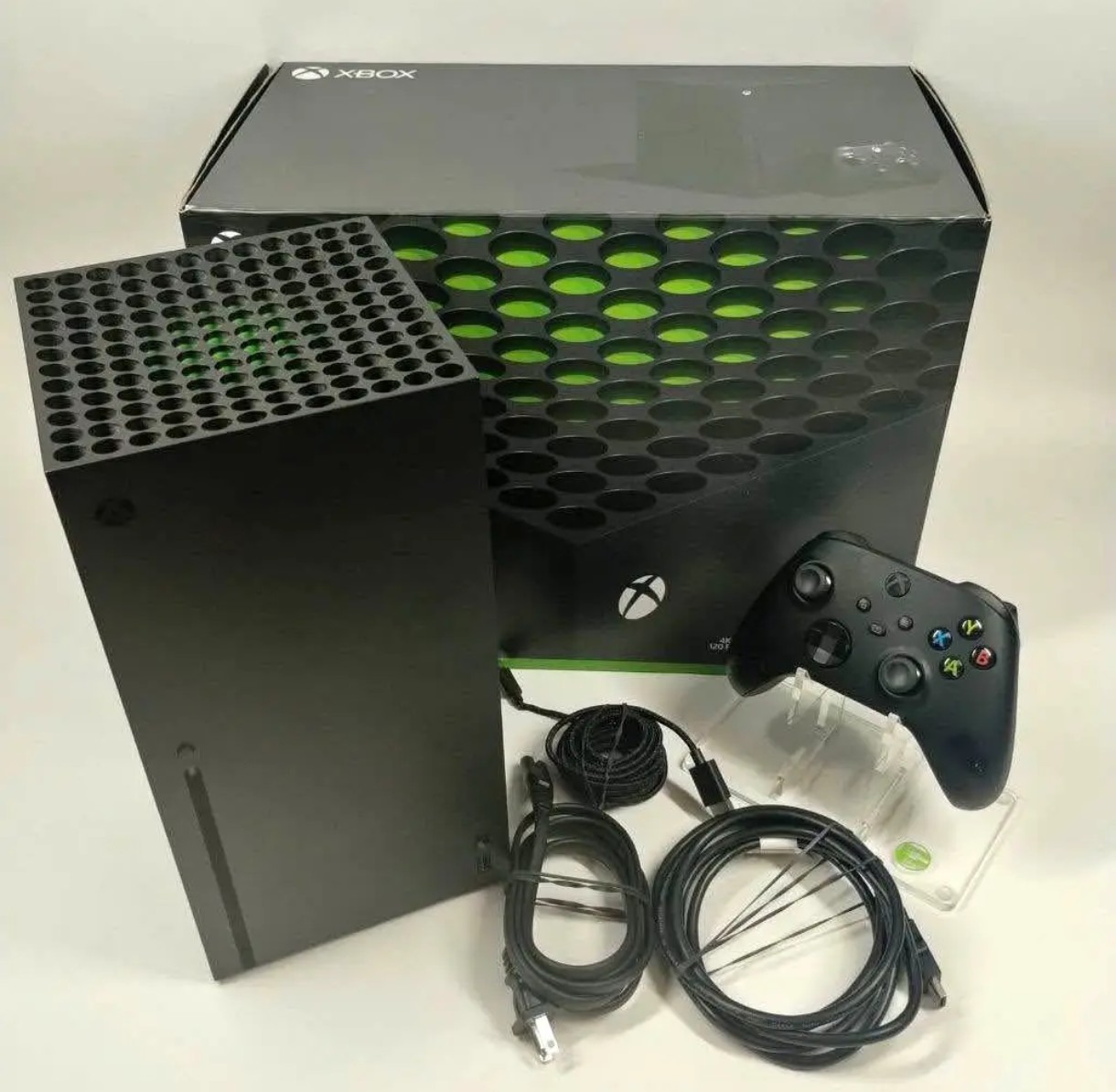 Xbox Series X 1TB – Perfect Condition (Box +waranty seal available)  Available
