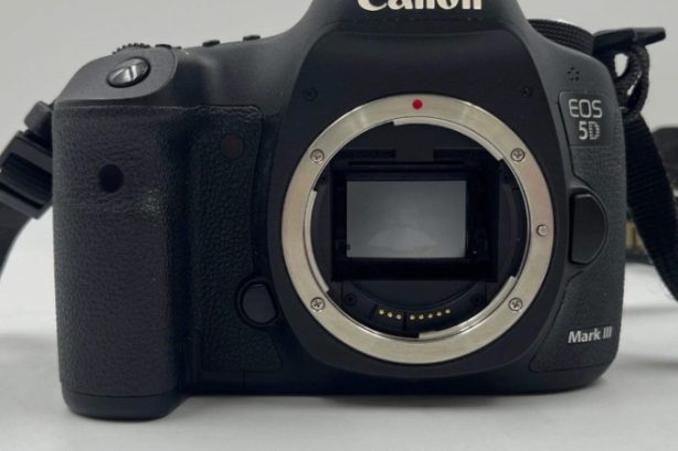 Canon EOS 5D Mark III